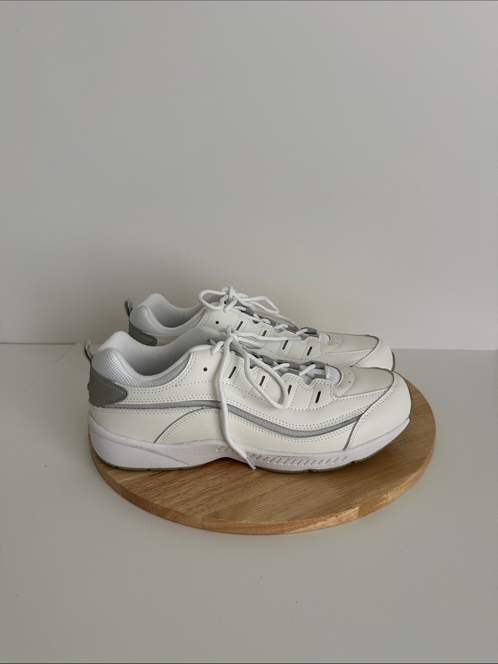 Easy Spirit Roadrun Womens Sneakers